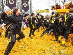 5 Perang Makanan Paling Seru di Dunia, Cocok Bagi Para Foodies!