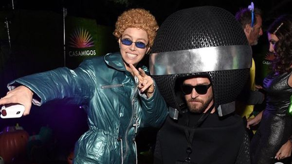 Kostum-kostum Halloween Unik Selebriti Dunia