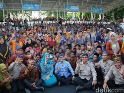 Pemkab Banyuwangi Fasilitasi Ribuan Warga Kejar Paket B dan C Online