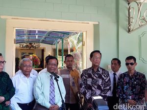 Menko Polhukam Mahfud Md Dipertahankan di Dewan Pertimbangan Sultan Menko Polhukam Mahfud Md Dipertahankan di Dewan Pertimbangan Sultan