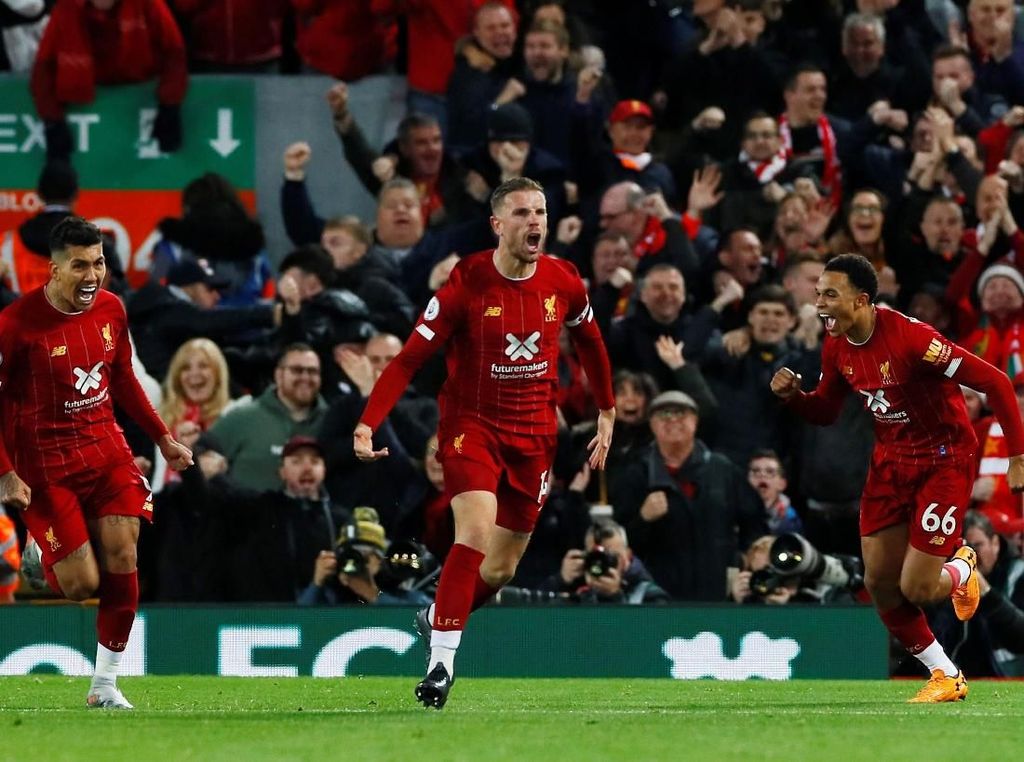 Meski Tak Menonjol dengan Gol ataupun Assist, Henderson Tetap Kelas Dunia Meski Tak Menonjol dengan Gol ataupun Assist, Henderson Tetap Kelas Dunia