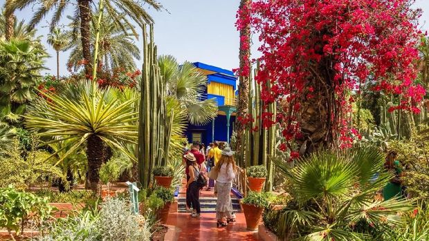Taman Jardin Majorelle di Marrakesh, Maroko. Marrakesh jadi salah satu rekomendasi kota wisata untuk usia 40 tahun. 