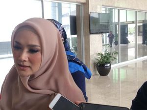Ditanya Seputar Komisi Energi, Mulan Jameela: Wah, Ini Mau Ngetes Ini... Ditanya Seputar Komisi Energi, Mulan Jameela: Wah, Ini Mau Ngetes Ini...