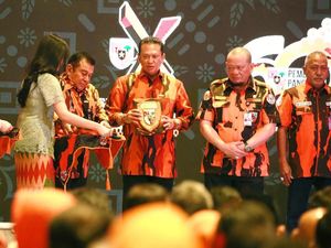 Bamsoet Terima Penghargaan Yanda Satya Pemuda Pancasila