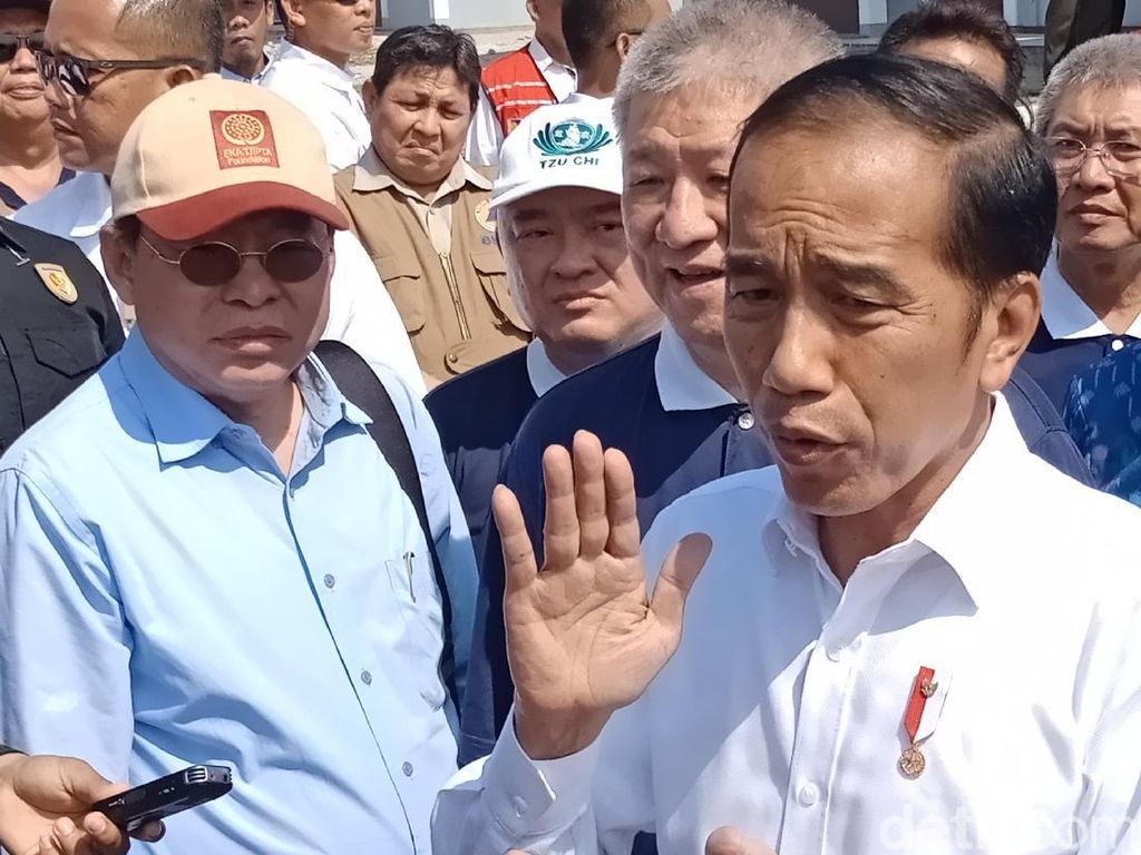 Jokowi Minta Penangkal Tsunami Palu Tak Diributkan Melulu