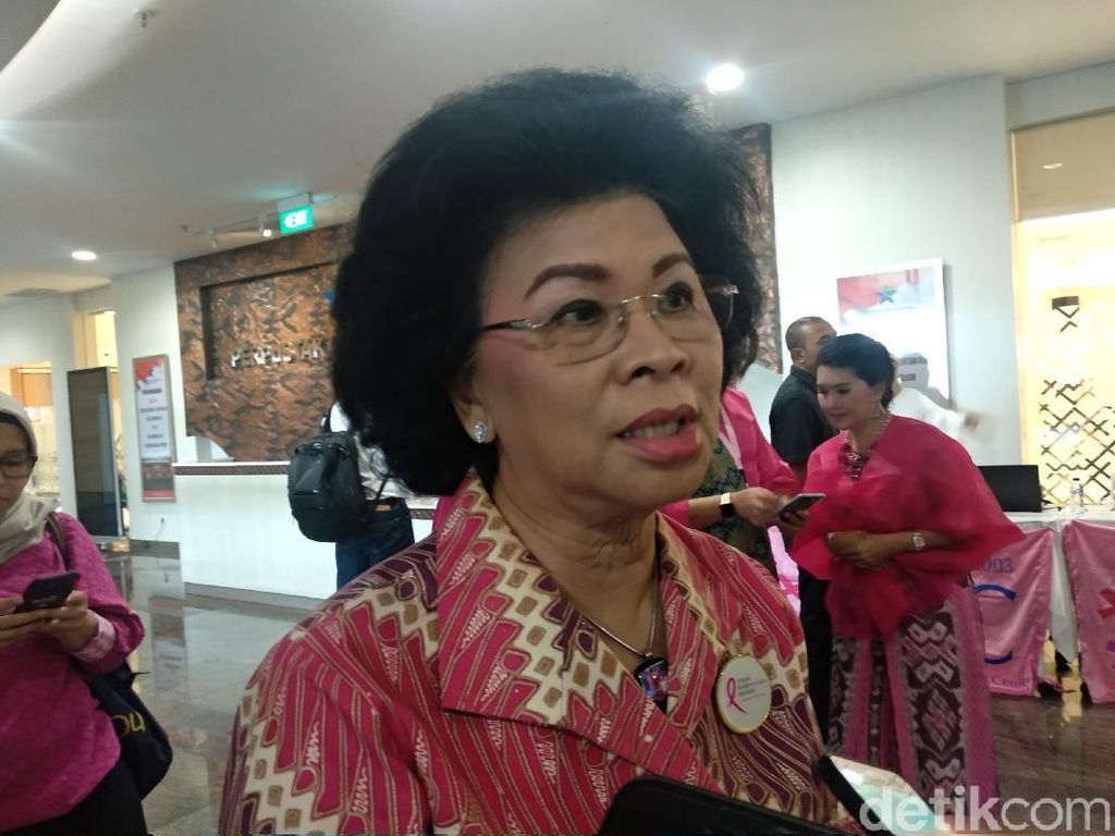 Ini Harapan Linda Gumelar pada Pemerintahan Jokowi Soal Kanker Payudara Ini Harapan Linda Gumelar pada Pemerintahan Jokowi Soal Kanker Payudara