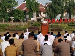 Wali Kota Depok Gelar Salat Minta Hujan di Balai Kota