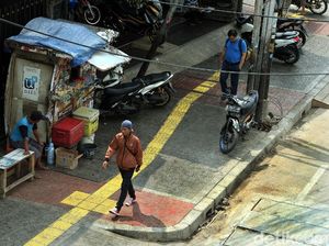 PKL Akan Mulai Ditata di Trotoar Desember Nanti, Ini 3 Lokasi Awalnya PKL Akan Mulai Ditata di Trotoar Desember Nanti, Ini 3 Lokasi Awalnya