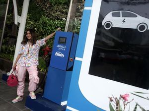 Wah! Google Maps Bisa Cari Charger Moblis Sesuai Tipe Colokan