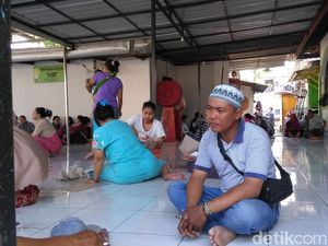 Ibu yang Ditemukan Tak Bernyawa di Samping Bayi Sempat Video Call Suami Ibu yang Ditemukan Tak Bernyawa di Samping Bayi Sempat Video Call Suami