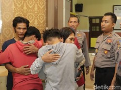 Belasan Anak yang Akan Tawuran di Surabaya Dikembalikan ke Orang Tuanya