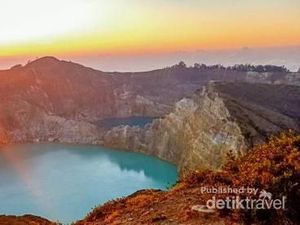Taman Nasional Kelimutu, Keindahan Danau Tiga Warna dari Flores Taman Nasional Kelimutu, Keindahan Danau Tiga Warna dari Flores