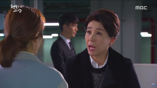 Salah satu adegan drama Person Who Gives Happiness