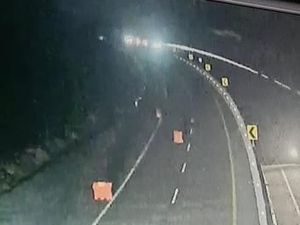 Yang Harus Dilakukan saat Lihat Water Barrier Bergerak Sendiri Yang Harus Dilakukan saat Lihat Water Barrier Bergerak Sendiri