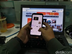 Bos Google Sindir Pengguna iPhone: Teknologi Jadul