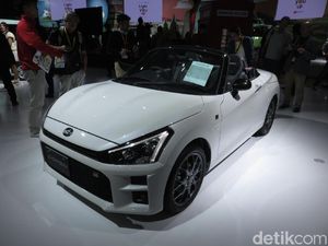 Lihat Langsung Copen yang Dapat Sentuhan Sporty dari Toyota Lihat Langsung Copen yang Dapat Sentuhan Sporty dari Toyota