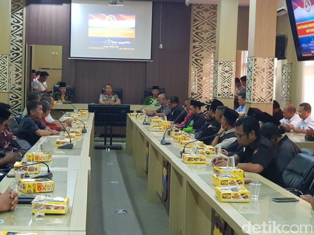 Kelompok PSHT dan Pagar Nusa yang Bentrok di Surabaya Sudah Berdamai Kelompok PSHT dan Pagar Nusa yang Bentrok di Surabaya Sudah Berdamai