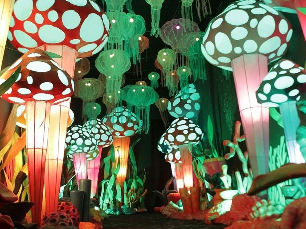Fantasy Park di Summarecon Mall Bekasi, Instalasi Cahaya yang Instagrammable Fantasy Park di Summarecon Mall Bekasi, Instalasi Cahaya yang Instagrammable
