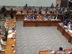 Calon Kapolri Komjen Idham Fit and Proper Test di Komisi III DPR