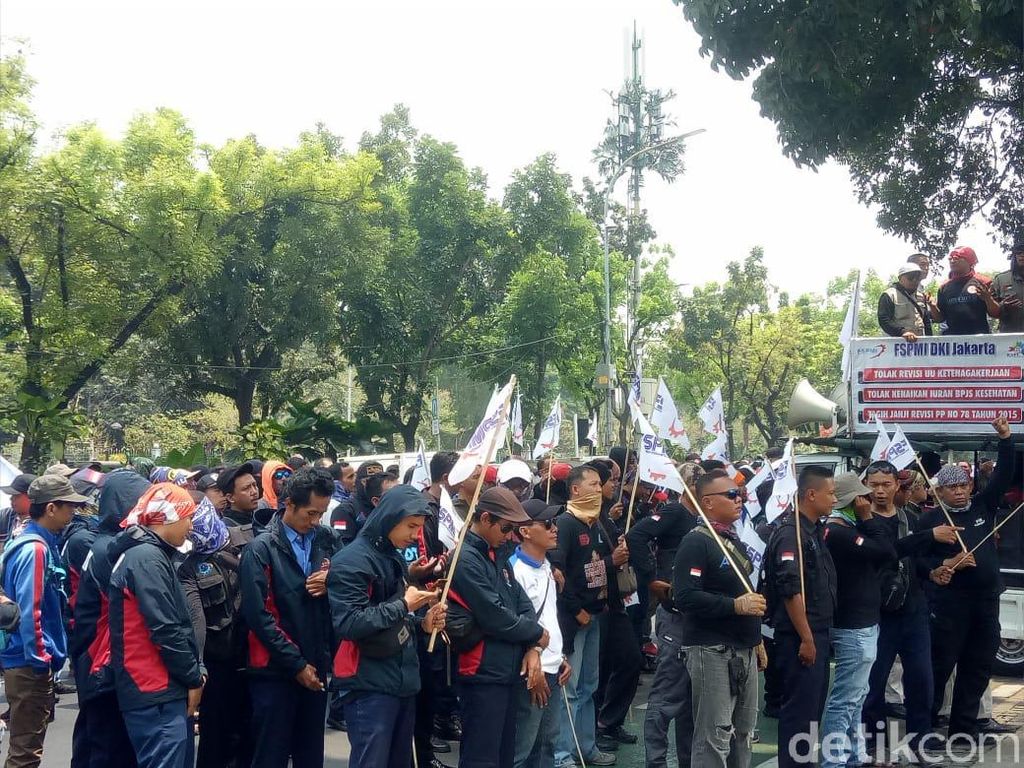 Siap-siap! Ribuan Buruh Bakal Kepung Kemnaker, Ini Tuntutannya Siap-siap! Ribuan Buruh Bakal Kepung Kemnaker, Ini Tuntutannya