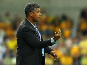 Vijaya Tertarik Bawa Rijkaard Melatih Timnas Indonesia Vijaya Tertarik Bawa Rijkaard Melatih Timnas Indonesia