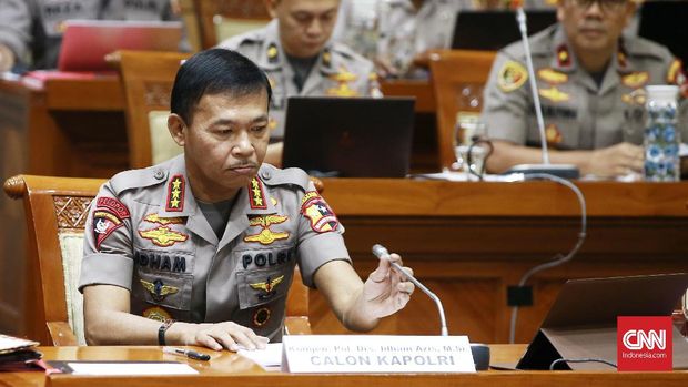 Komjen Idham Azis mengaku akan menugaskan Kabareskrim baru untuk menuntaskan kasus Novel.