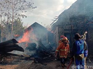 Sampah Daun Bawang Ini Akibatkan Dua Rumah Ludes Terbakar
