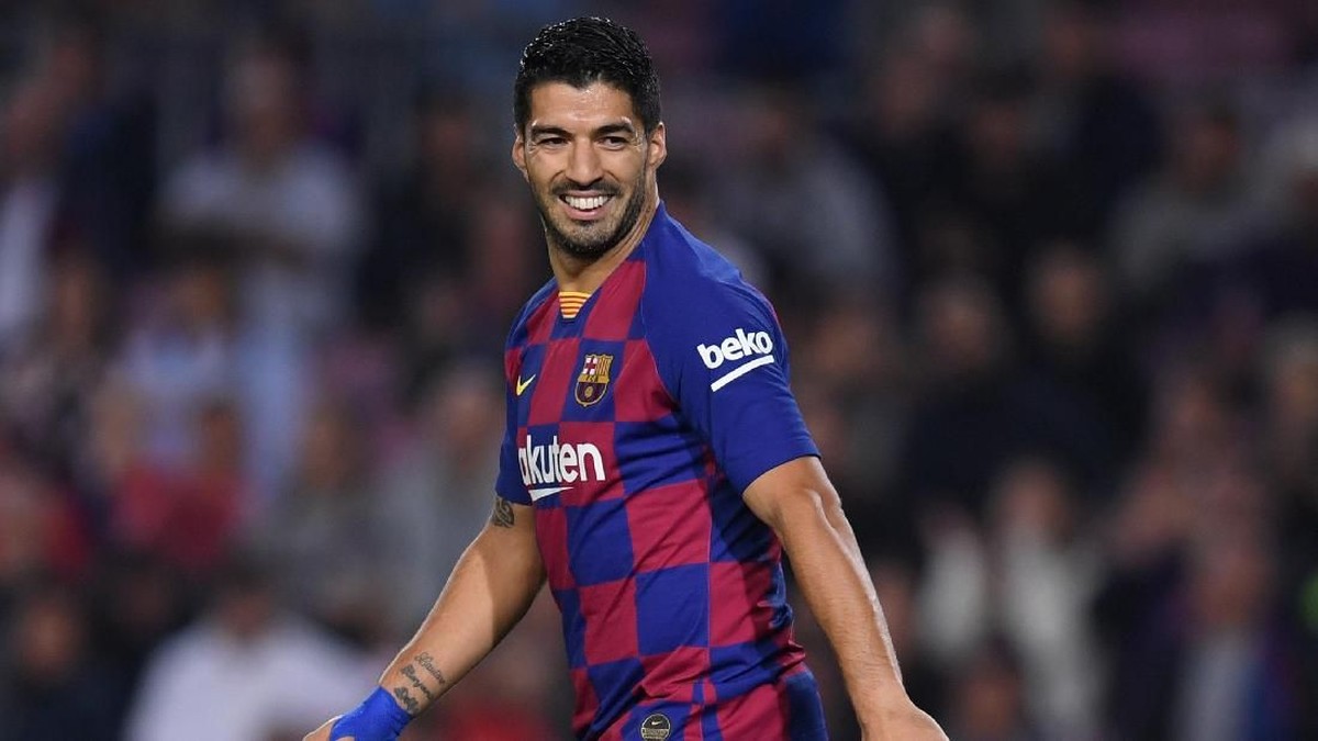 Luis Suarez merasa wajar jika Barcelona dalam beberapa musim terakhir berusaha mendatangkan penyerang baru (Foto: Alex Caparros/Getty Images)