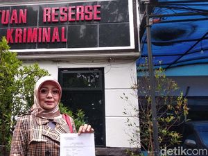 Ibu di Bandung Laporkan Anak Tiri Gegara Ditipu Harta Warisan Ibu di Bandung Laporkan Anak Tiri Gegara Ditipu Harta Warisan