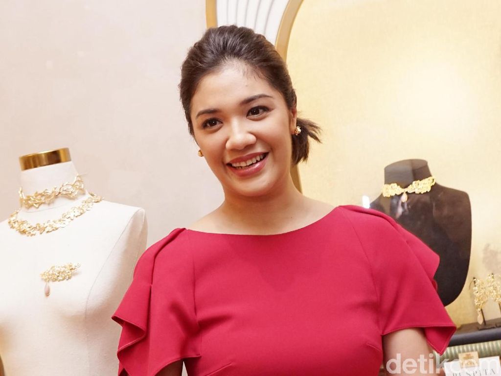 Cara Franka Franklin Bagi Waktu Jadi Pebisnis Perhiasan dan Istri Menteri Cara Franka Franklin Bagi Waktu Jadi Pebisnis Perhiasan dan Istri Menteri