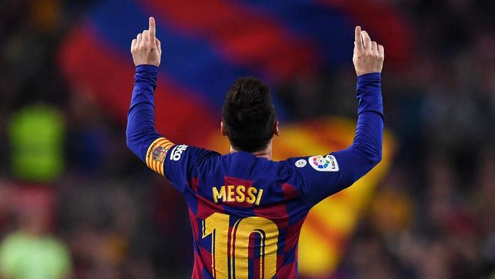 Lionel Messi merayakan gol ke gawang Real Valladolid. (Foto: Alex Caparros/Getty Images)