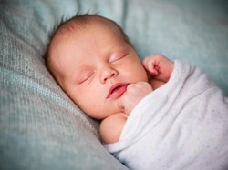 Kisah Perjuangan Bayi Prematur yang Lahir dengan Lubang di Jantung