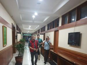 Kabur Sejak 2014, Buron Kasus Century Stefanus Farok Ditangkap Kejagung