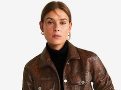 5 Baju yang Diprediksi Akan Tren di 2020 Ini Bisa Jadi Sudah Kamu Punya