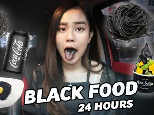 YouTuber Ini Hobi Makan Unik, Seharian Cuma Santap Makanan Satu Warna