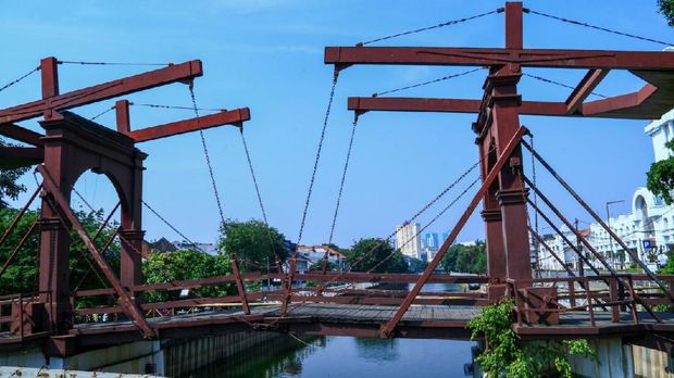 10 Jembatan Mengagumkan di Indonesia