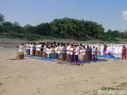 Contoh Khotbah Sholat Istisqa Minta Hujan dan Tata Caranya