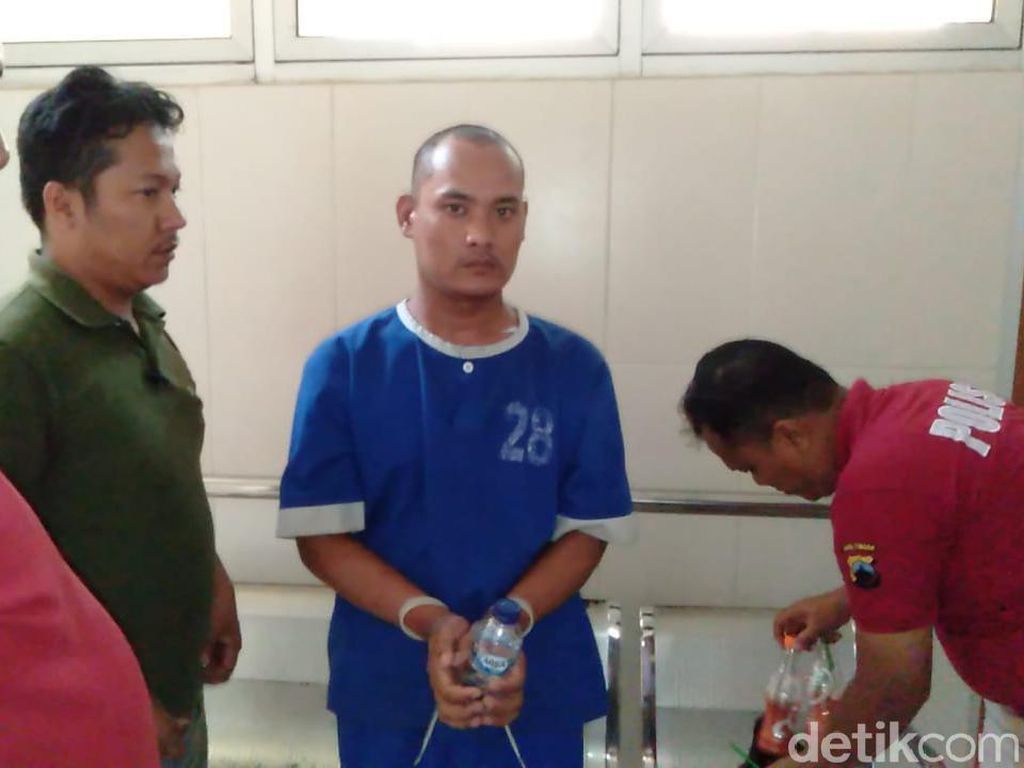 Wahudin yang Bunuh dan Cor Mayat Ayah Kandung Diperiksa Kejiwaannya Wahudin yang Bunuh dan Cor Mayat Ayah Kandung Diperiksa Kejiwaannya