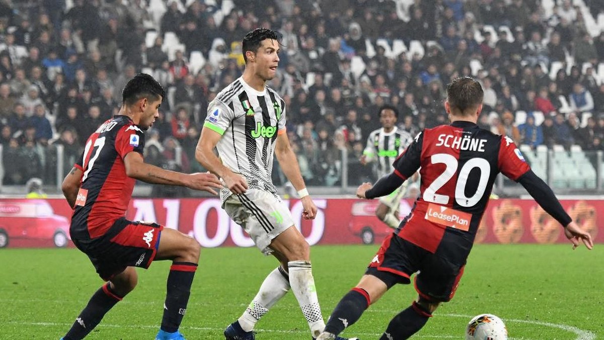 Thiago Motta kritisi kinerja wasit saat Genoa kalah dari Juventus (Foto: Alessandro Sabattini/Getty Images)