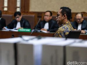 Video Jaksa Dakwa Wawan Korupsi Alkes dan TPPU Rp 500 M