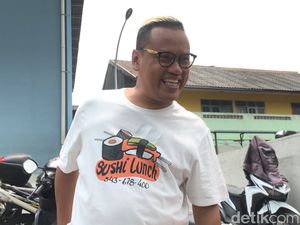 Bisa Beli Apartemen Belasan Miliar, Uya Kuya Ungkap Rahasianya Bisa Beli Apartemen Belasan Miliar, Uya Kuya Ungkap Rahasianya