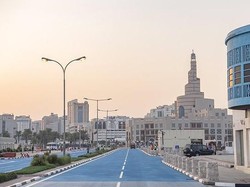 Rich People! Cuaca Panas, Orang Qatar Pasang AC di Luar Rumah