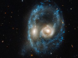 Teleskop Hubble Abadikan Penampakan Hantu Luar Angkasa