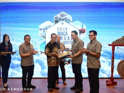 Budi Karya Minta Maskapai Dukung Konektivitas 5 Bali Baru