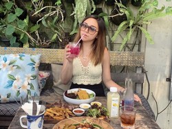 Tampil Seksi, Salmafina Sunan Disebut Butuh Pencerahan Taqy Malik