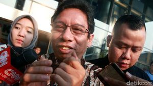 Jurus Cengengesan Dirjen Kemendag Usai Diperiksa KPK