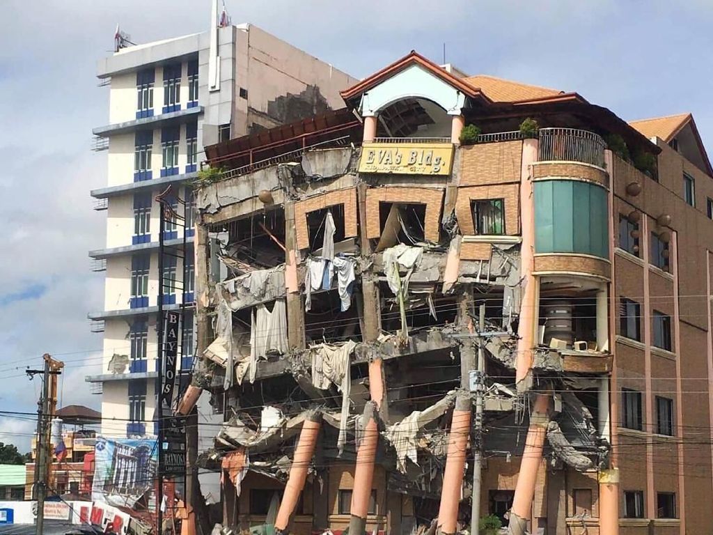 21 Orang Tewas Akibat Gempa Dahsyat di Filipina, 2 Masih Hilang