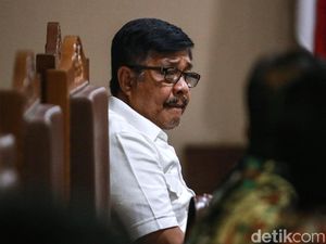 Beredar Info Eks Gubernur Sultra Pelesir, Ini Kata Kalapas Sukamiskin Beredar Info Eks Gubernur Sultra Pelesir, Ini Kata Kalapas Sukamiskin
