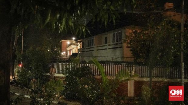 Pengalaman Wisata Horor, Kaki Panas sampai Pundak Digelayuti