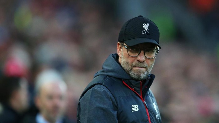LIVERPOOL, ENGLAND - OCTOBER 27:  Jurgen Klopp, Manager of Liverpool looks on prior to the Premier League match between Liverpool FC and Tottenham Hotspur at Anfield on October 27, 2019 in Liverpool, United Kingdom. (Photo by Jan Kruger/Getty Images)
